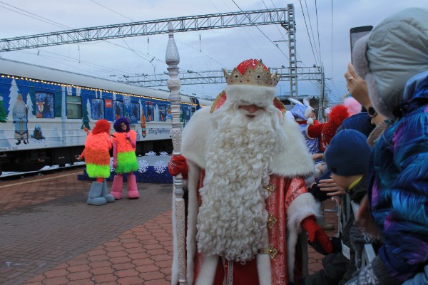 Поезд Деда Мороза в Слюдянке