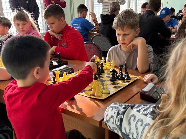 8 ноября в шахматном клубе прошли детские соревнования по шахматам, посвящённые Дню народного единства.